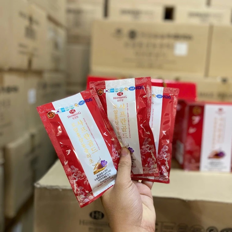 Nước Hồng Sâm Saffron Đông Trùng Hạ Thảo 60 gói x 70ml